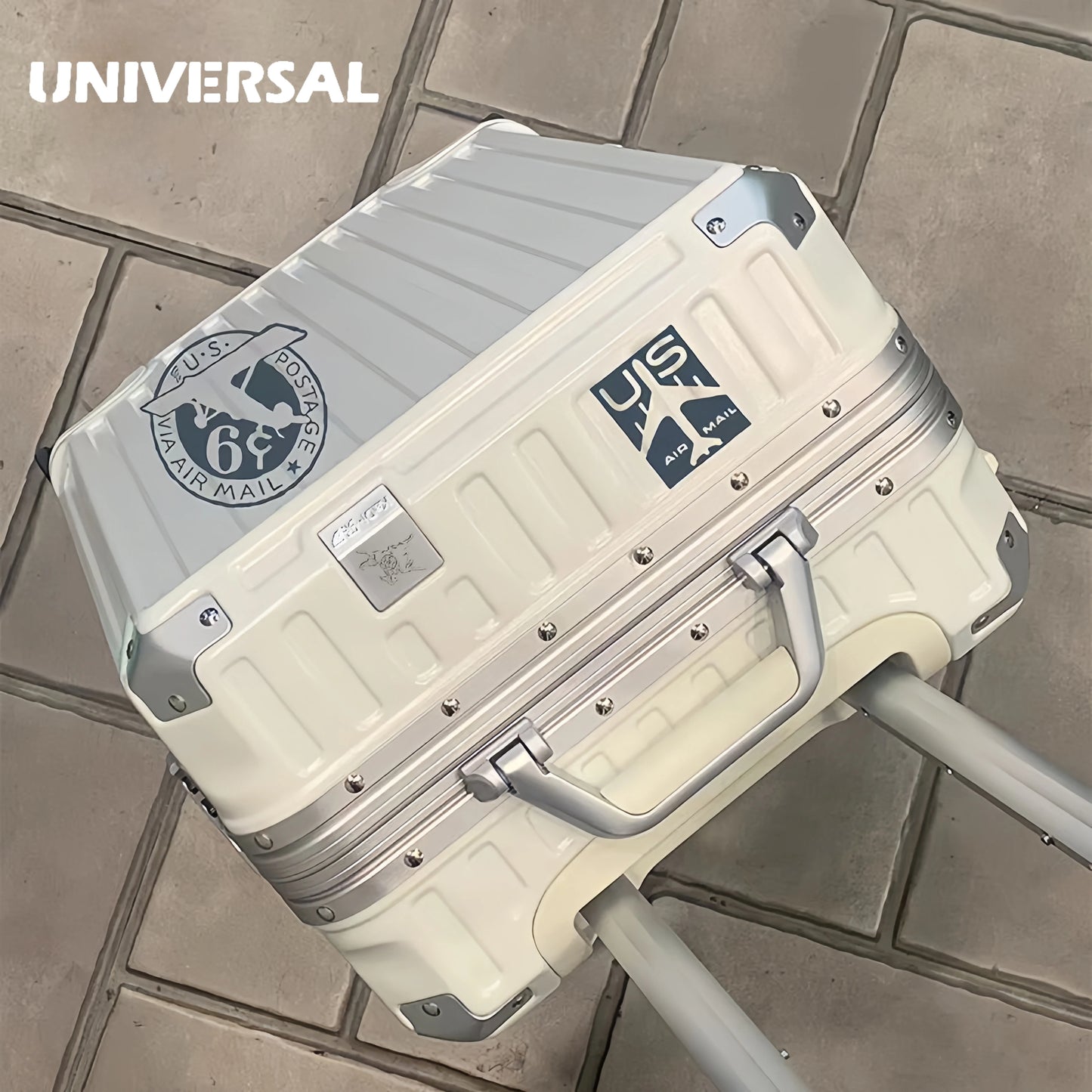 Ultra Sturdy Polycarbonate Luggage Set With Universal Wheels 2-Piece Carry-On