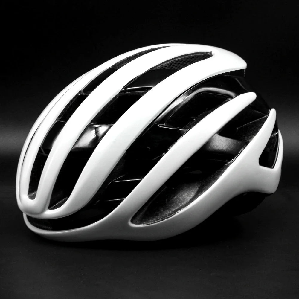 Ultralight Mountain Bike Helmet With Air Vents And Breathable Design