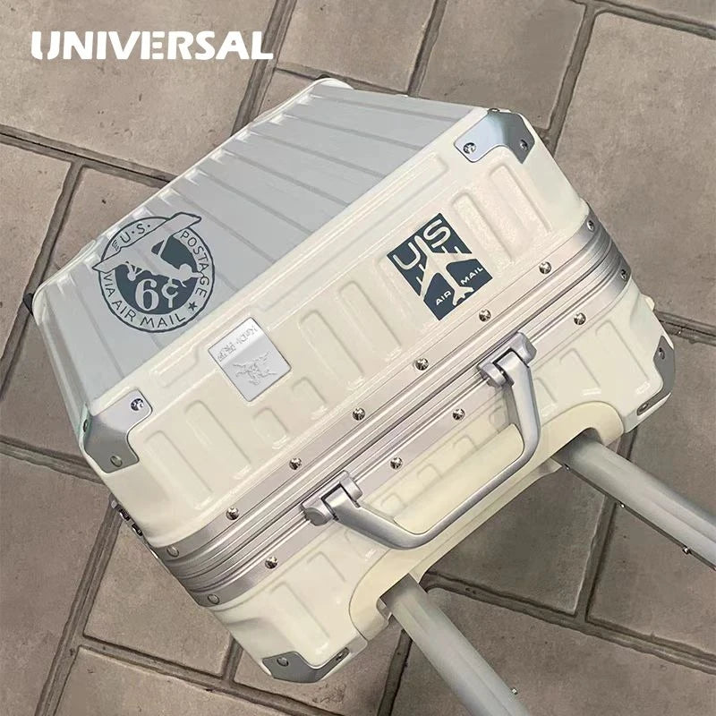 Ultra Sturdy Polycarbonate Luggage Set With Universal Wheels 2-Piece Carry-On